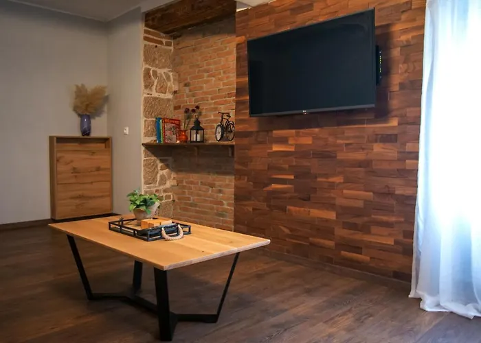 Divinity's Reach - The Upper