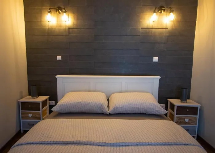 Divinity's Reach - The Upper