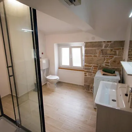 Divinity's Reach - The Upper Apartment Zadar